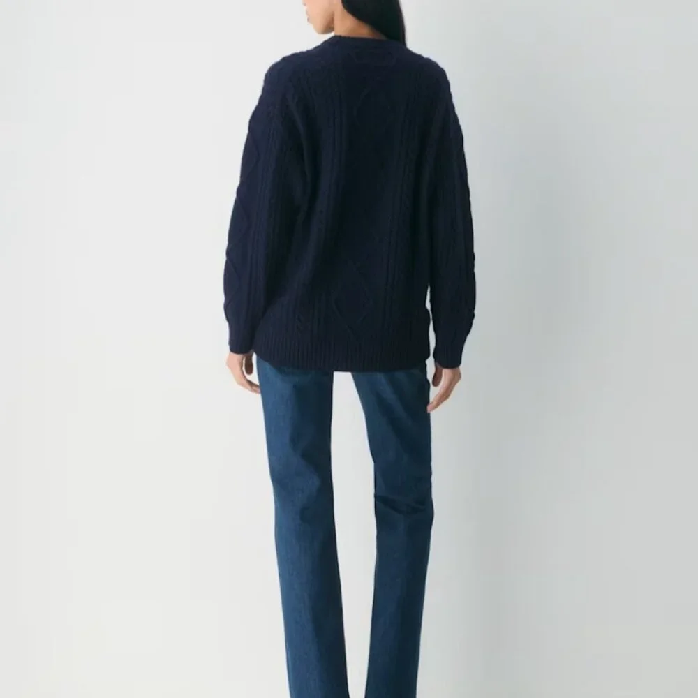 NWT Aritzia Heritage Merino Wool Crew Sweater Admiral XS - Picture 5 of 9